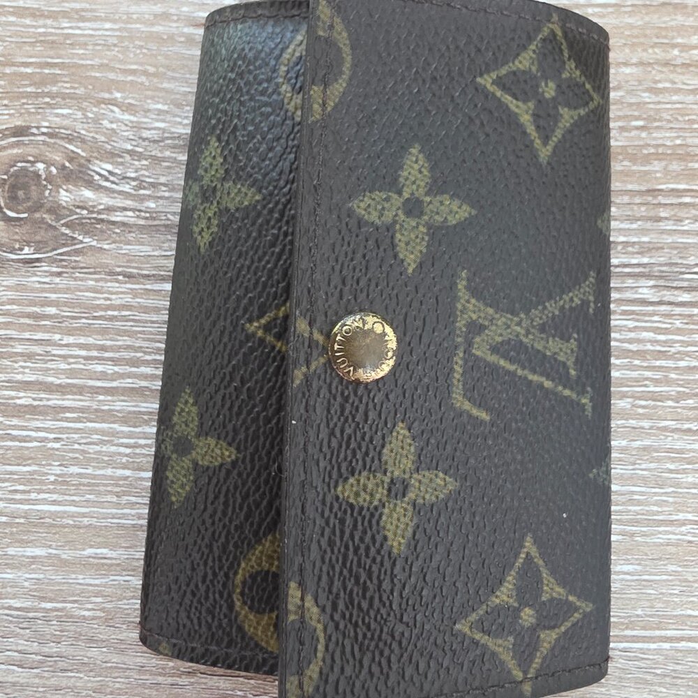 Louis Vuitton Monogram Key Holder in Brown with Gold Accent